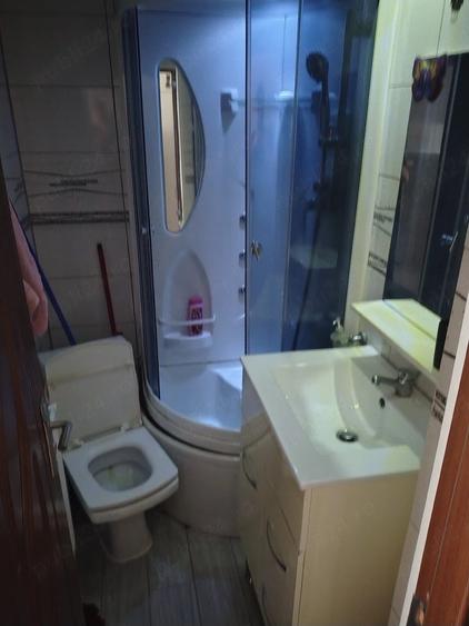 Garsonieră decomandată în Gării