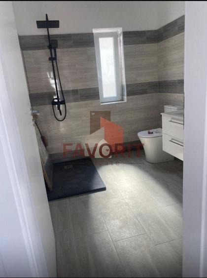 Casă individuală cu 3 camere cu Canalizare în Sânandrei