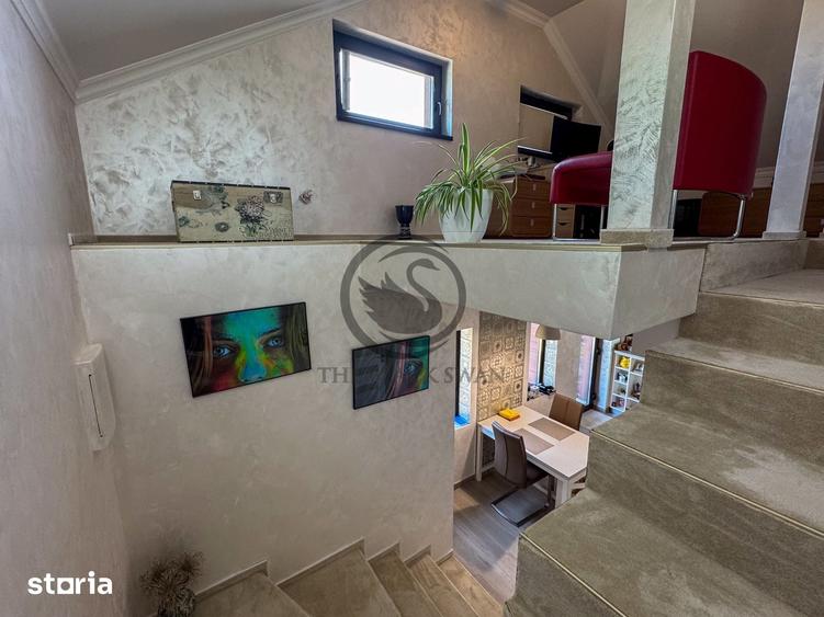 Casă cu 5 camere cu Teren 1073 Mp în Podenii Noi