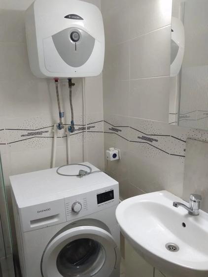 Apartament cu 2 camere semidecomandat în Grivița