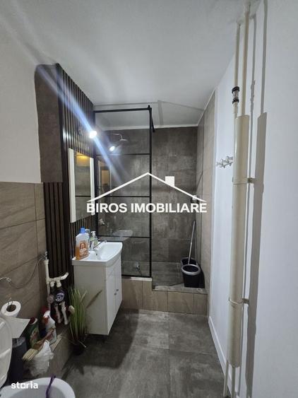 Garsonieră decomandată în Rovine