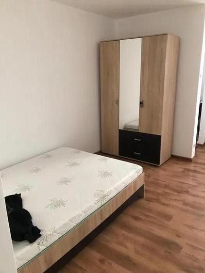 Garsonieră semidecomandată, mobilată în Nicolina