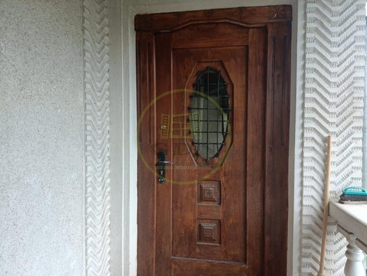 Casă individuală cu 3 camere cu Garaj în Ibănești