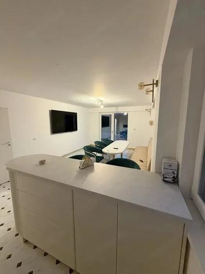 Apartament cu 2 camere decomandat în Albert