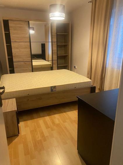 Apartament cu 2 camere semidecomandat în Gară