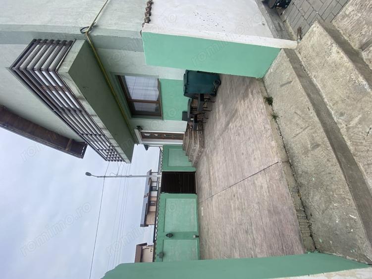 Casă cu 3 camere în Mărăcineanu