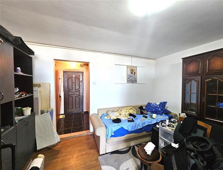 Garsoniera spatioasa, libera, Tatarasi- A-uri