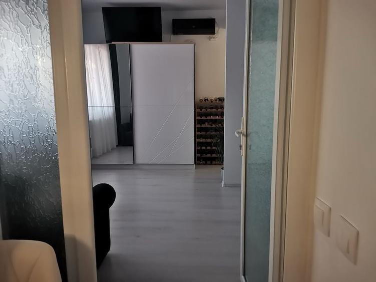 Garsonieră semidecomandată, mobilată în Gorjului