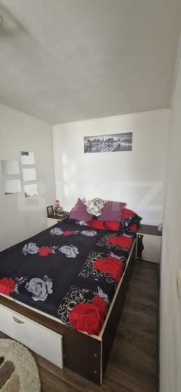 Apartament 2 camere, 31 mp, etaj 3, zona Târgoviște - Micro 9 - 3