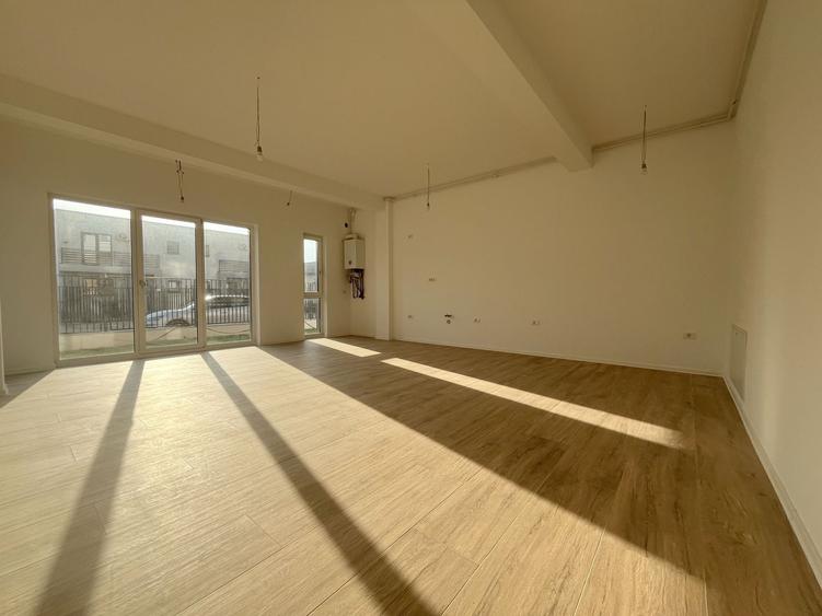 Apartament cu 3 camere decomandat în Torontalului