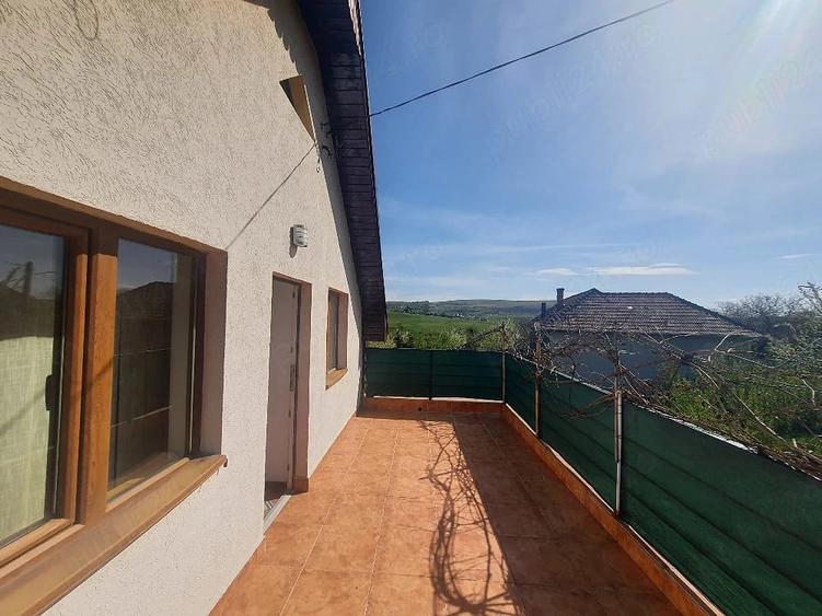 Casă cu Teren 3271 Mp în Central