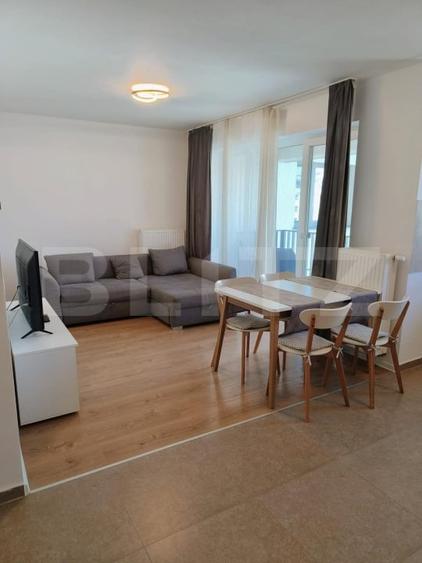 Apartament cu 2 camere decomandat, mobilat în Tractorul