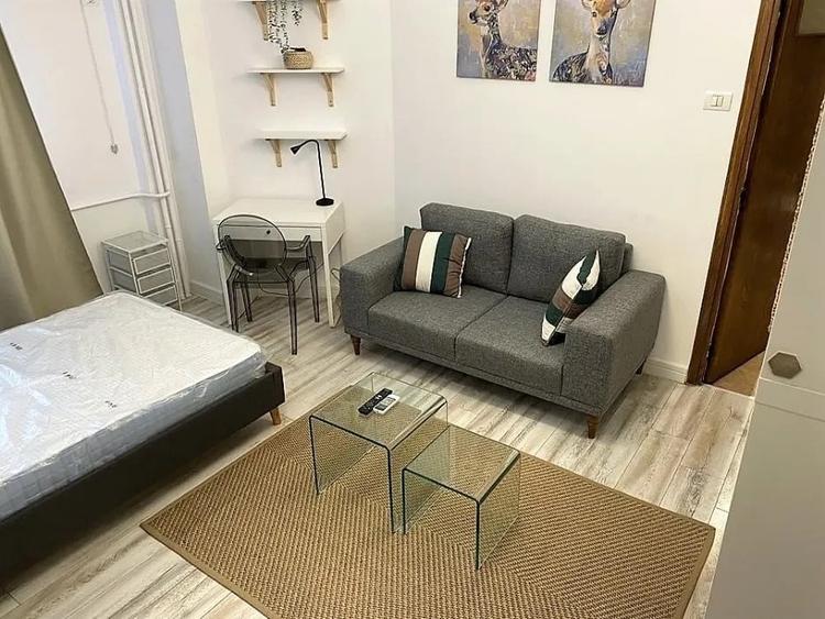 Garsonieră decomandată în Unirii