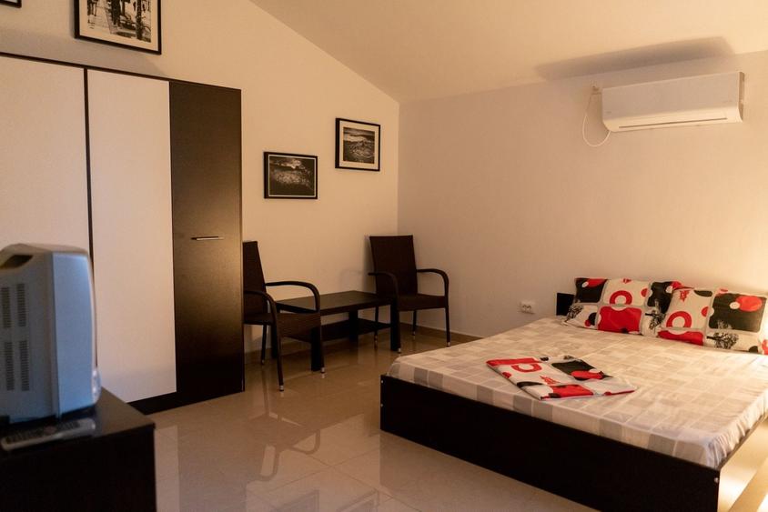 Apartament cu 5 camere în Capitol