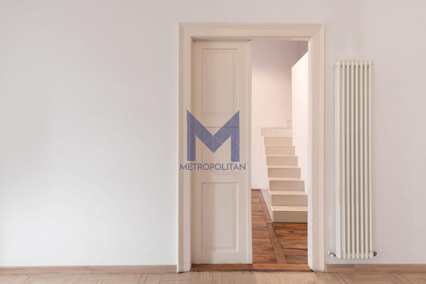 Apartament-galerie la kilometrul zero | 2 camere + mezanin, 2 băi - 6