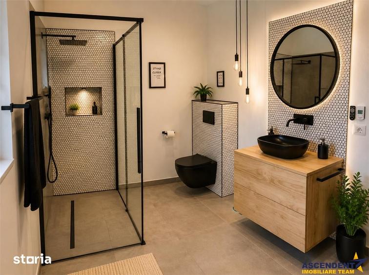 Casă cu 4 camere cu Teren 1000 Mp în Central