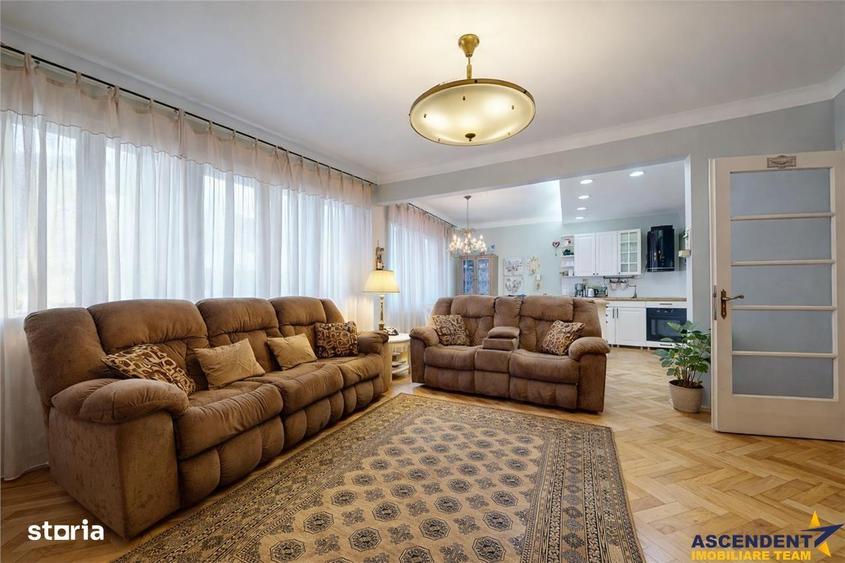 Apartament cu 3 camere în Noua