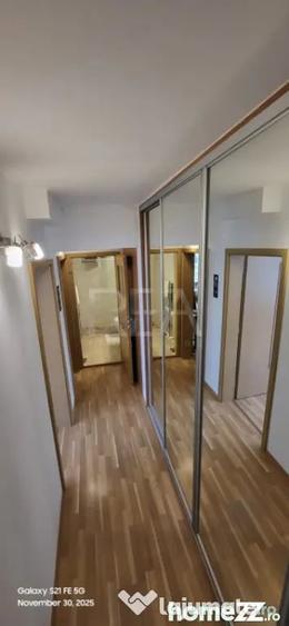 Apartament cu 3 camere semidecomandat în Iancului