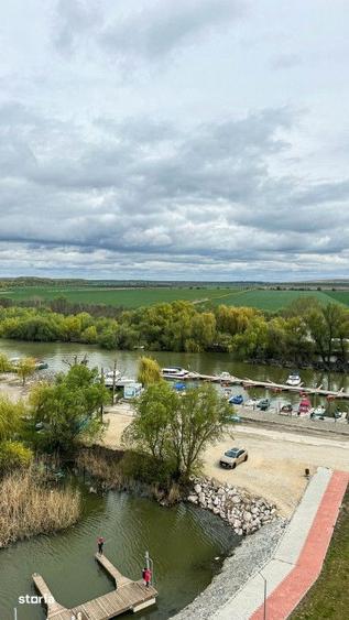Spațiu comercial, de 1,200 mp, în Murighiol