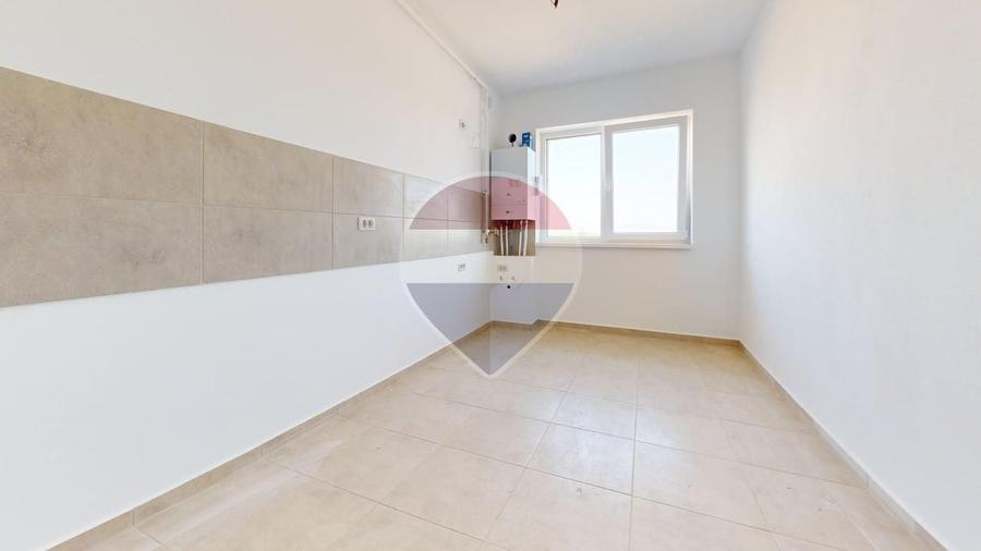 Apartament cu 3 camere decomandat în Sânpetru