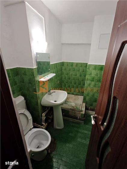 Apartament cu 4 camere decomandat, mobilat în Unirii Sud