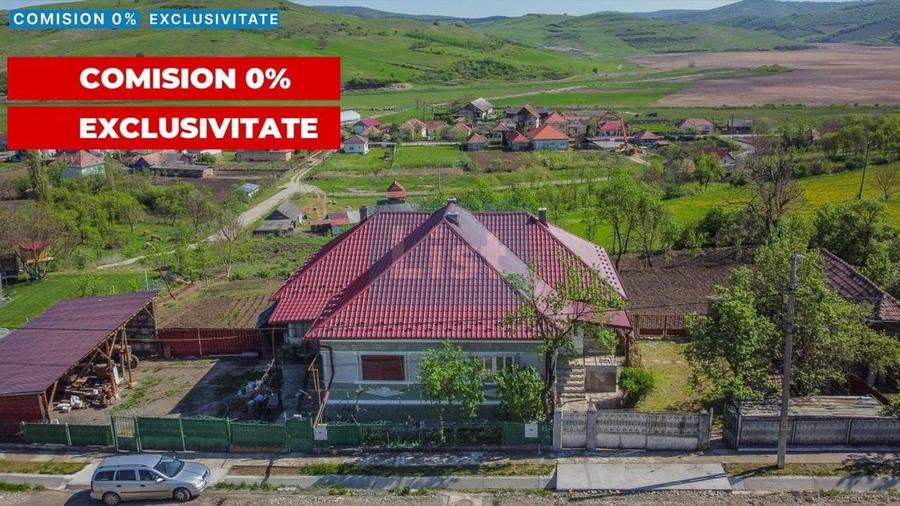 Casă cu 5 camere cu Teren 2594 Mp în Sic