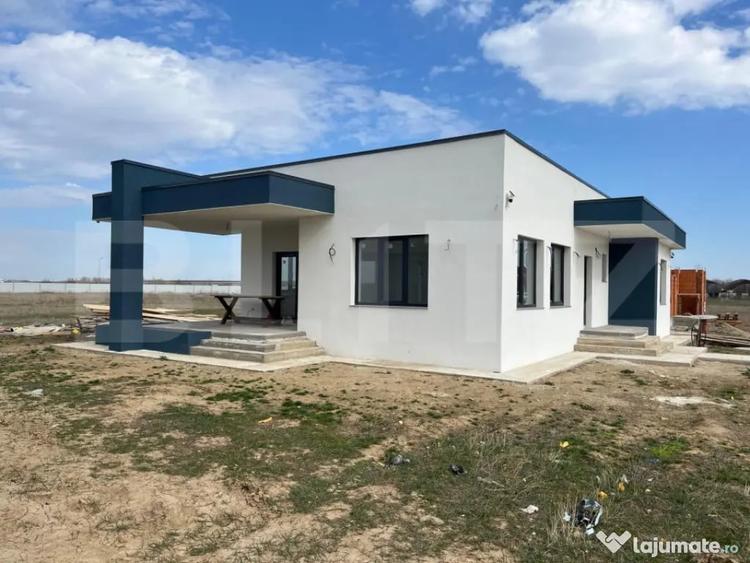 Casă cu 4 camere cu Teren 500 Mp în Sântandrei