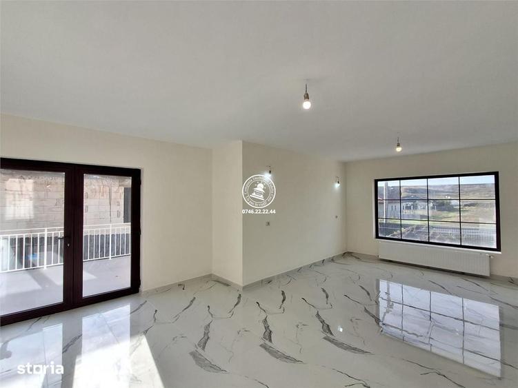 Casă cu 4 camere în Cogeasca