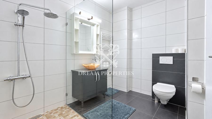 Apartament cu 3 camere semidecomandat, mobilat în Florești