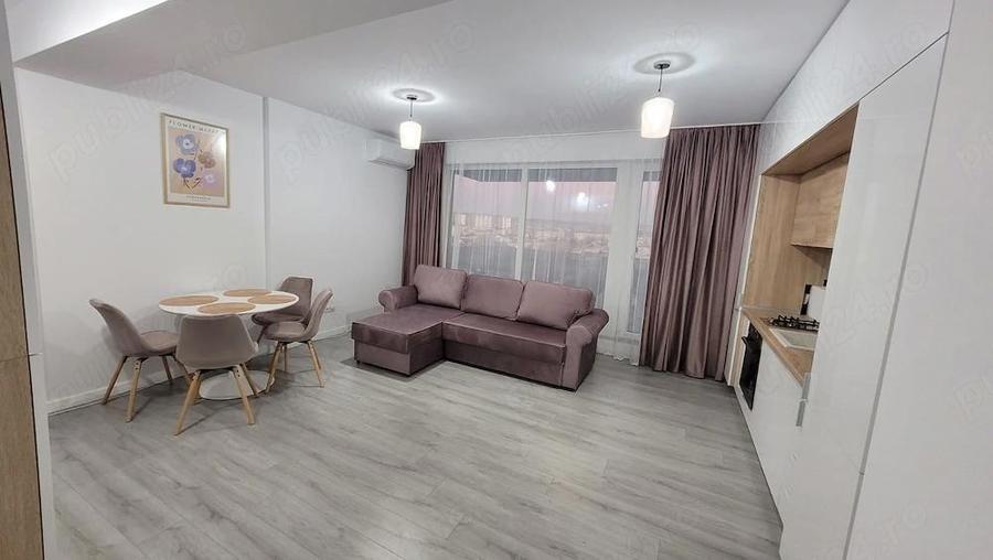 Apartament cu 2 camere decomandat în Calea București