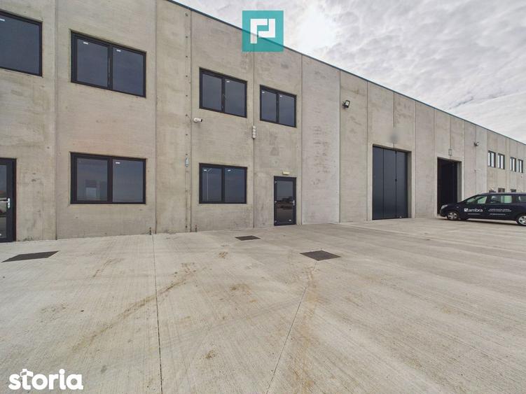 Spațiu comercial, de 524 mp, în Sânandrei