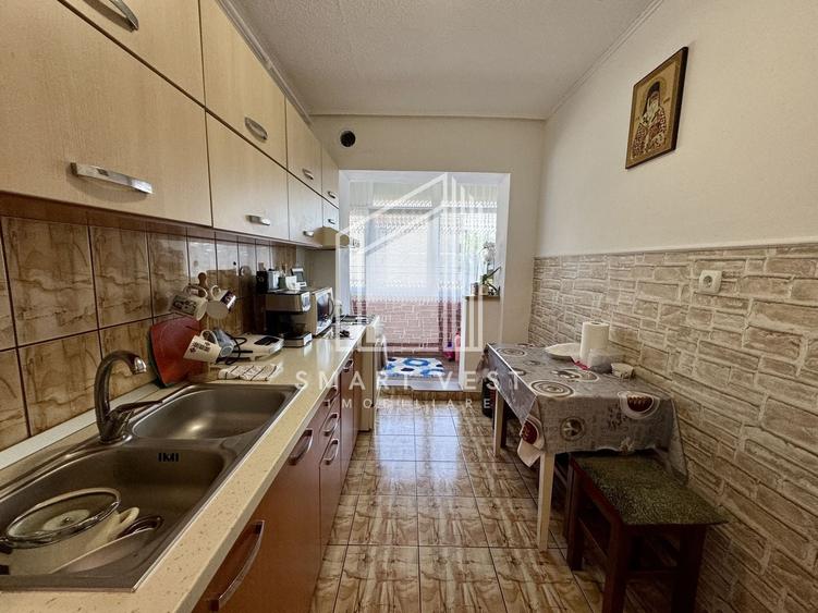 Apartament cu 2 camere semidecomandat, mobilat în Micro 14