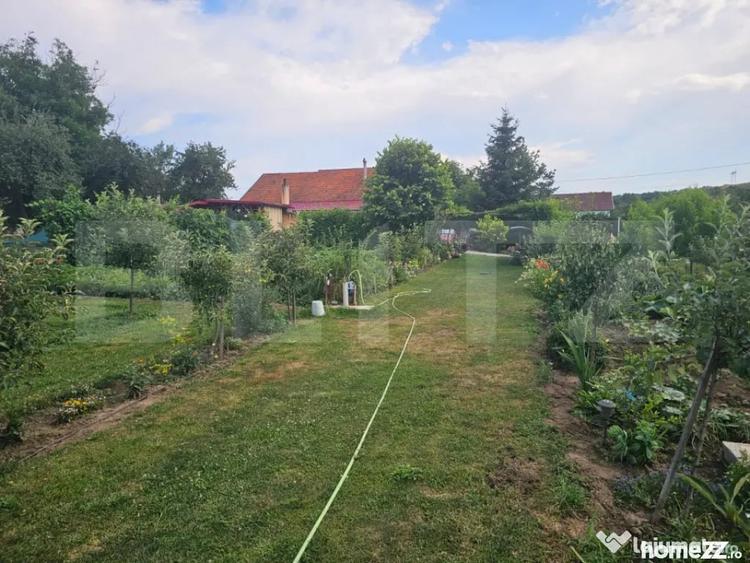 Casă cu 4 camere cu Teren 5755 Mp în Central