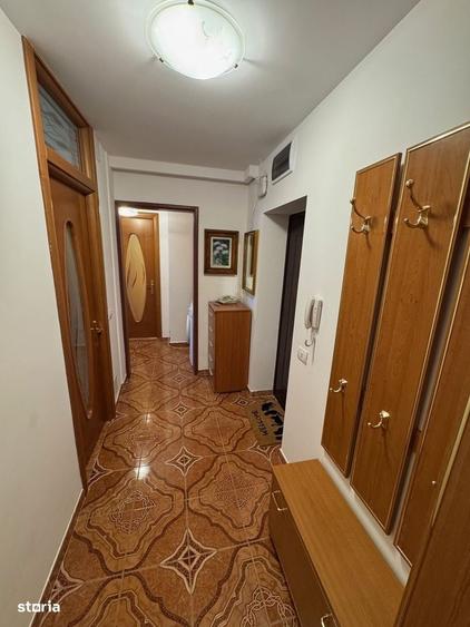 Apartament cu 2 camere, mobilat în Central