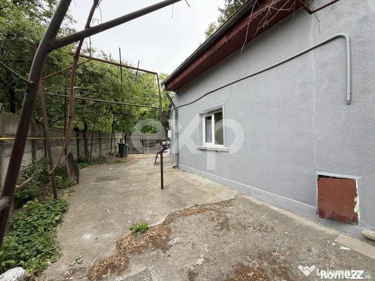 Casă cu 6 camere cu Teren 306 Mp în Central