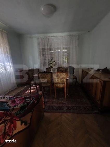 Casă cu 3 camere cu Teren 3900 Mp în Central