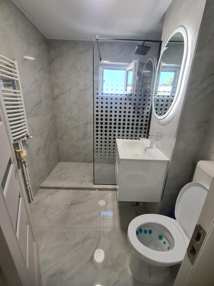 Apartament cu 2 camere decomandat în Micro 16