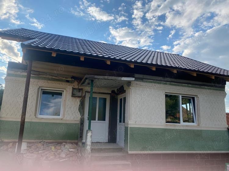 Casă cu 6 camere în Nucșoara