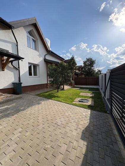 Casă cu 4 camere cu Teren 461 Mp în Bunloc