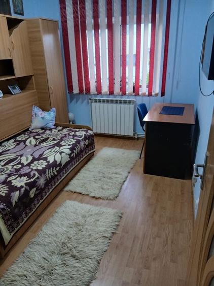 Apartament cu 2 camere decomandat în Exterior Vest