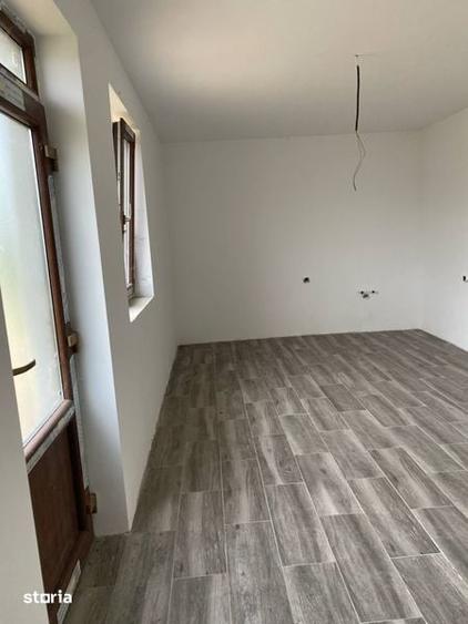 Casă cu 1 camere cu Teren 1500 Mp în Oșorhei
