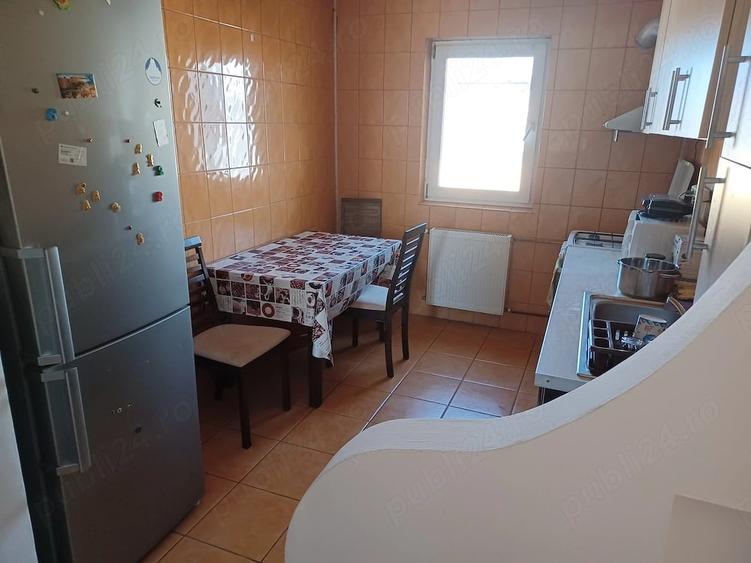 Apartament cu 2 camere semidecomandat în Complex Studențesc