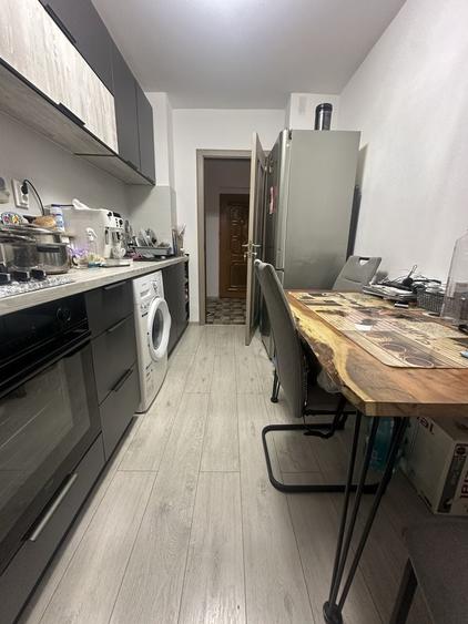 Apartament cu 2 camere decomandat în Prundu