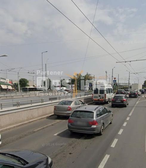 Teren construcție, în Tineretului
