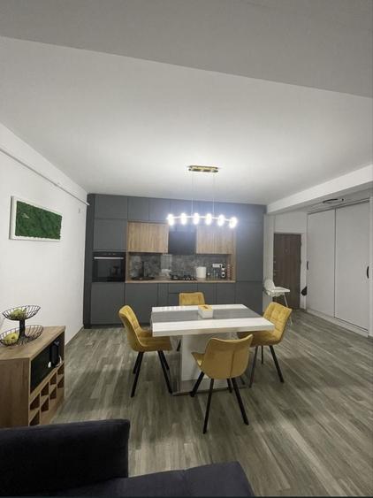 Apartament cu 3 camere în Central
