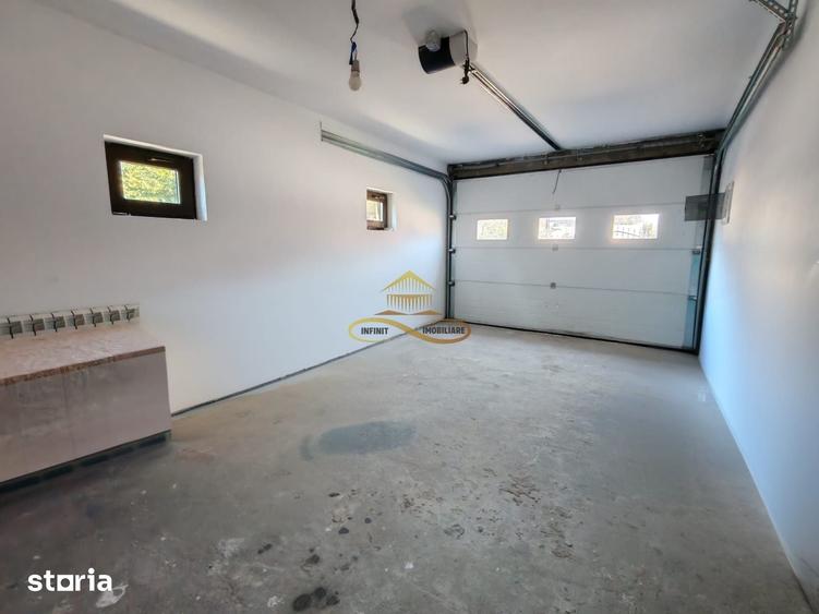 Casă cu 4 camere cu Teren 1009 Mp în Răcăciuni