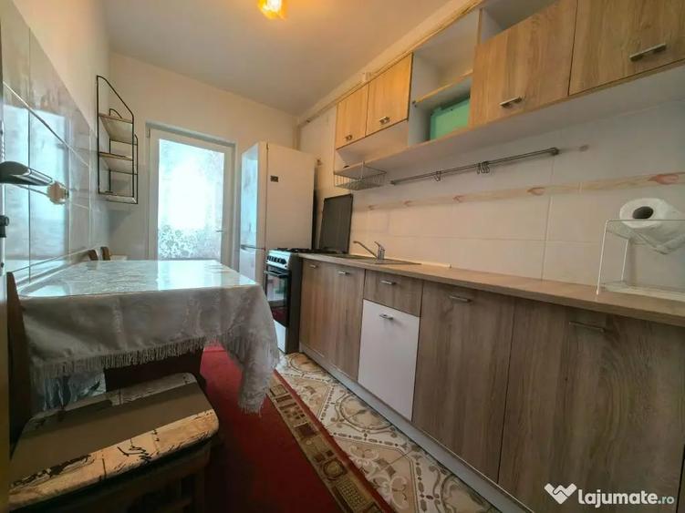 Garsonieră decomandată în Bucium