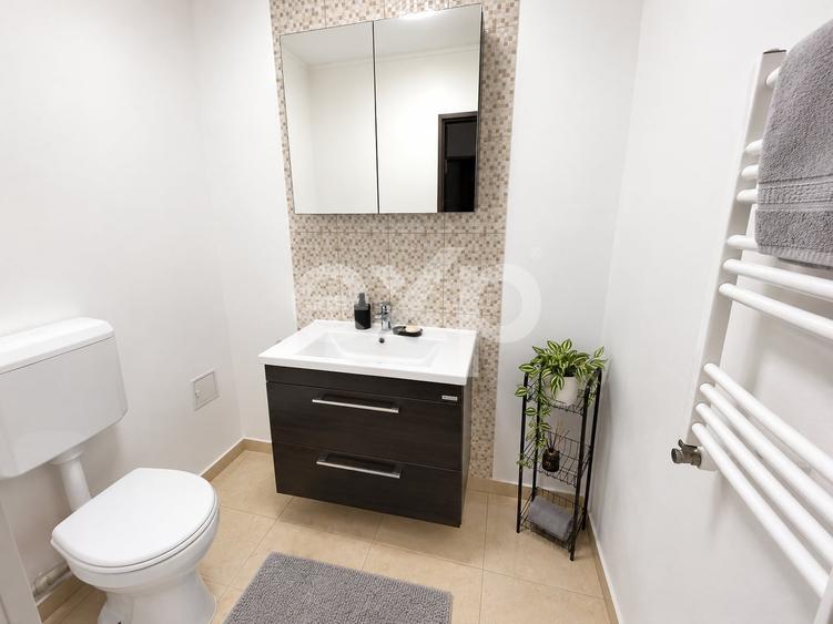 Duplex cu 4 camere cu Canalizare în Trivale