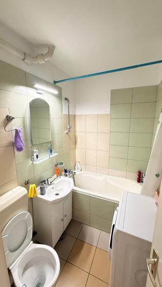Apartament cu 4 camere decomandat în Săsar