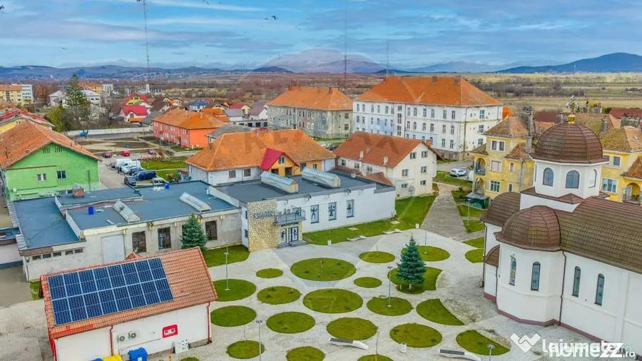 Spațiu comercial, de 420 mp, în Colonia Bod